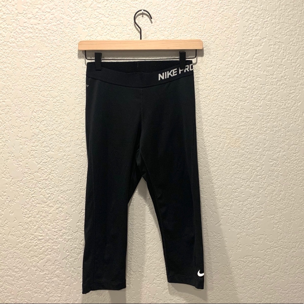 Nike Pro Crop Leggings